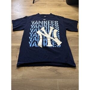 NEW YORK YANKEES Large Lettering Logo T-Shirt MAJESTIC Size Medium Pure Fire